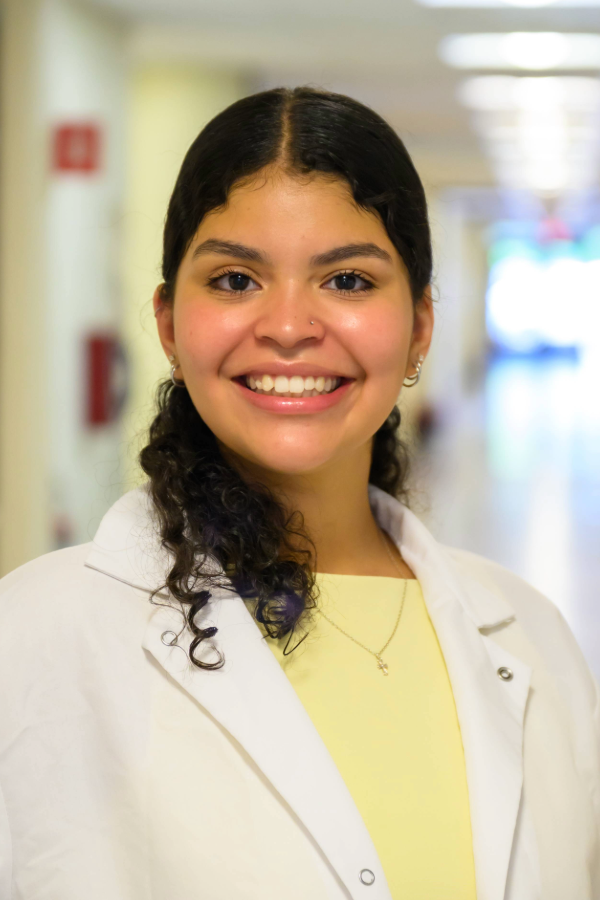 Headshot photo of Zuliana Loaiza